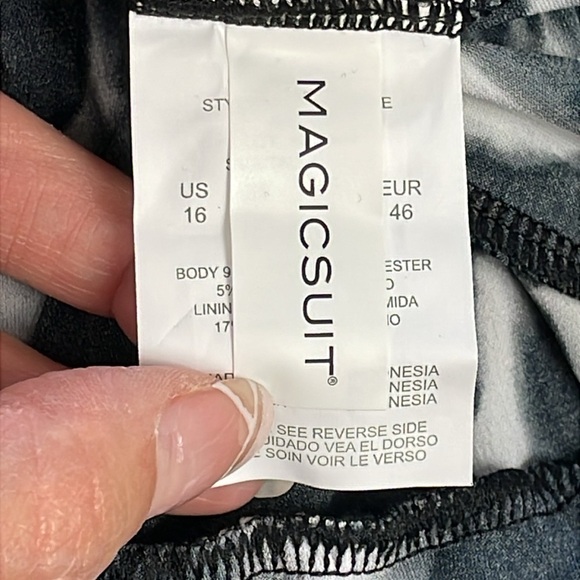 New Magicsuit Dreamstate Babs Tankini Top Swim Modest Black White Abstract 16 - Picture 8 of 13